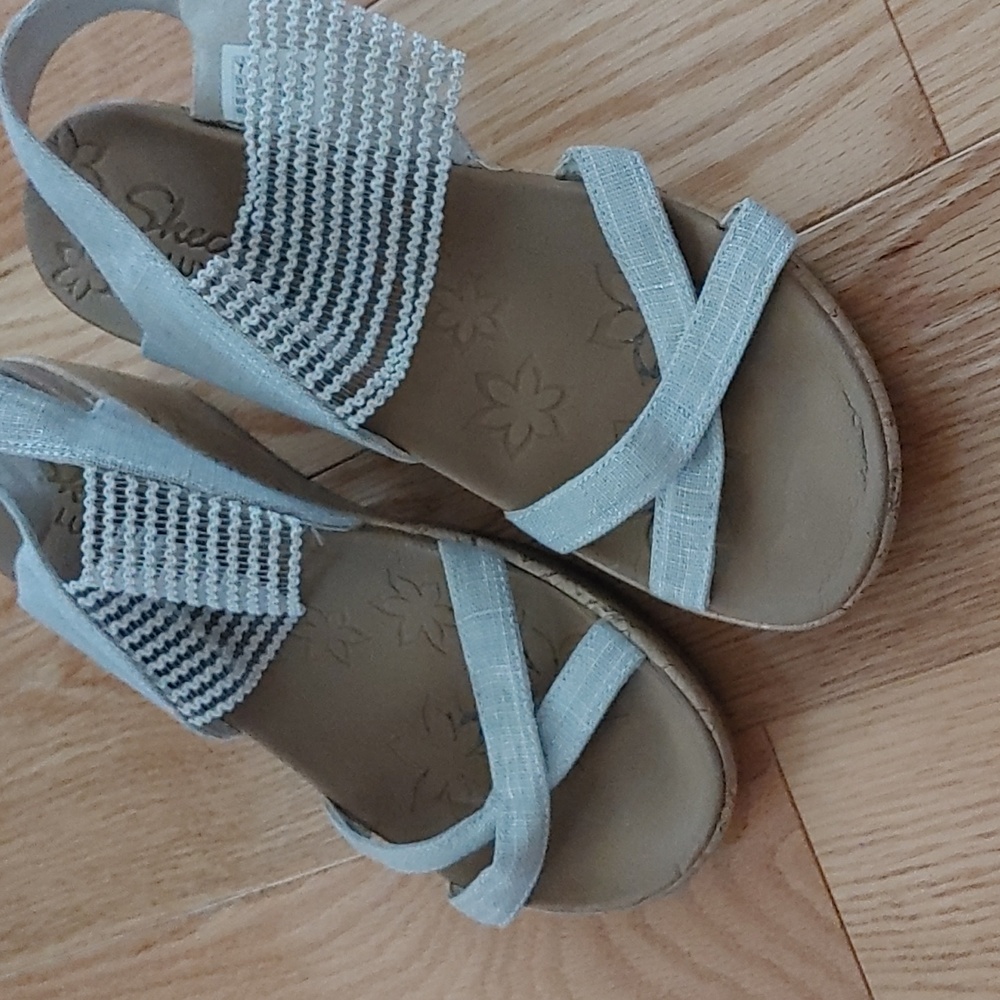 Skechers sandal wedges